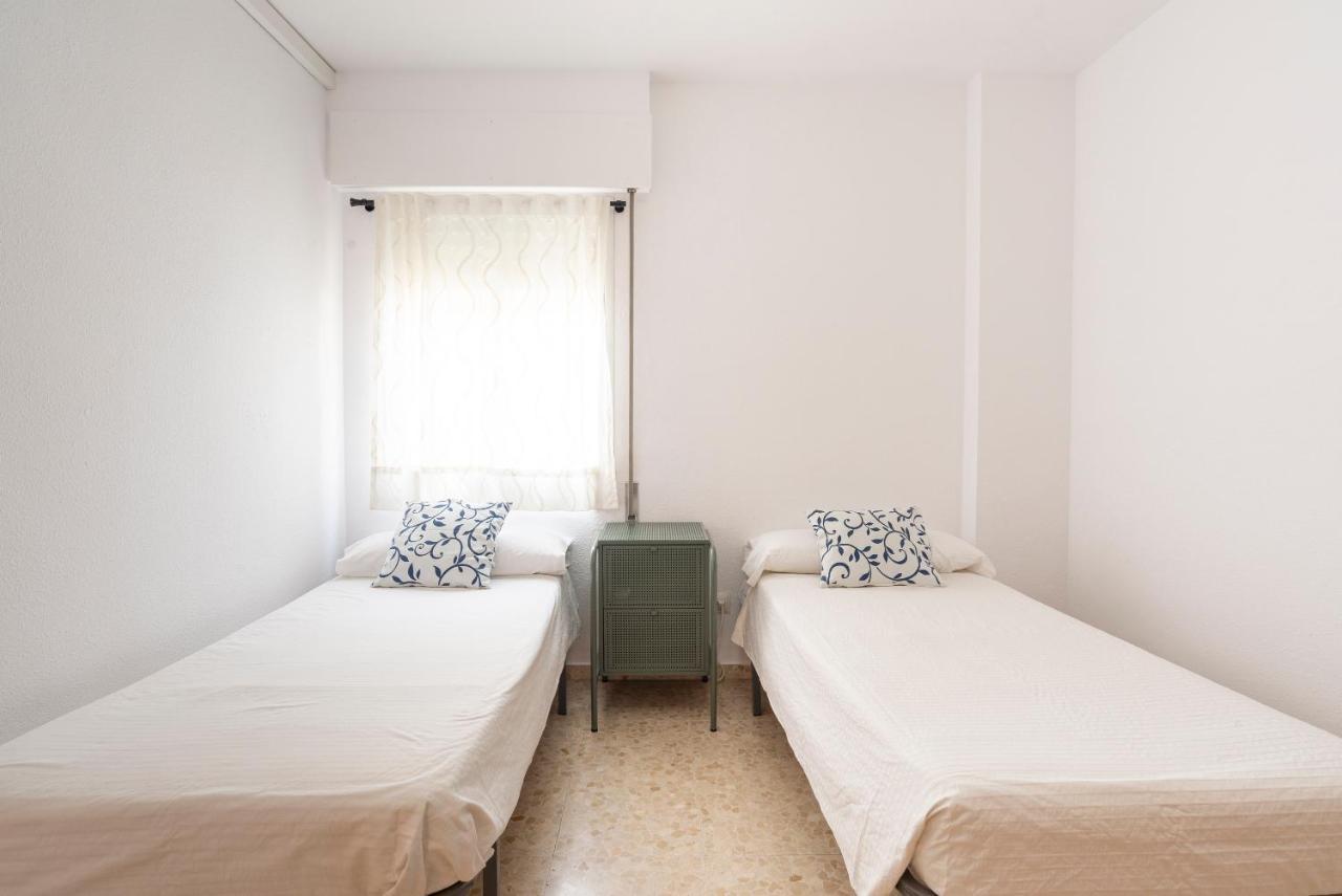 Lu&Cia Central Station 2 Parking Free Apartment มาลากา ภายนอก รูปภาพ