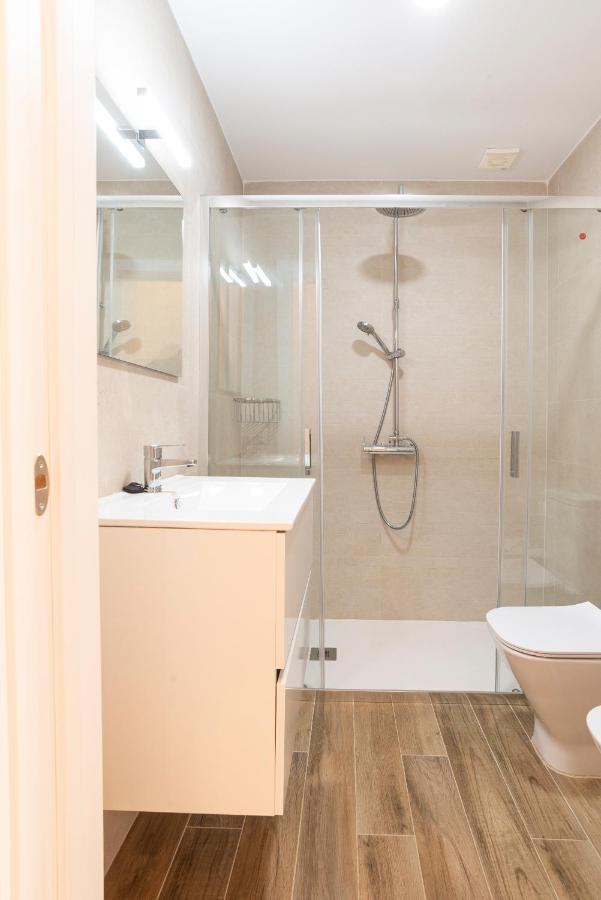 Lu&Cia Central Station 2 Parking Free Apartment มาลากา ภายนอก รูปภาพ
